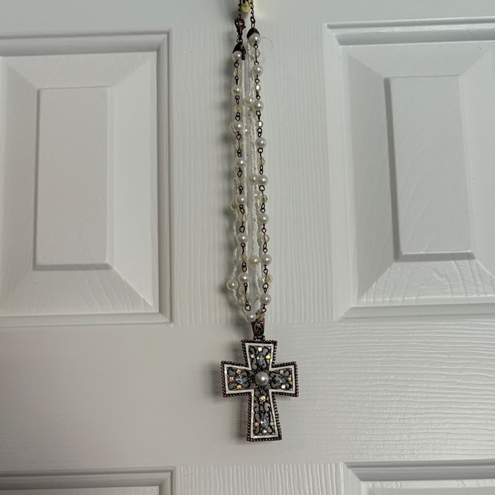 Vintage Southern Style Cross Pendant Necklace and Earring Set - Picture 5 of 6